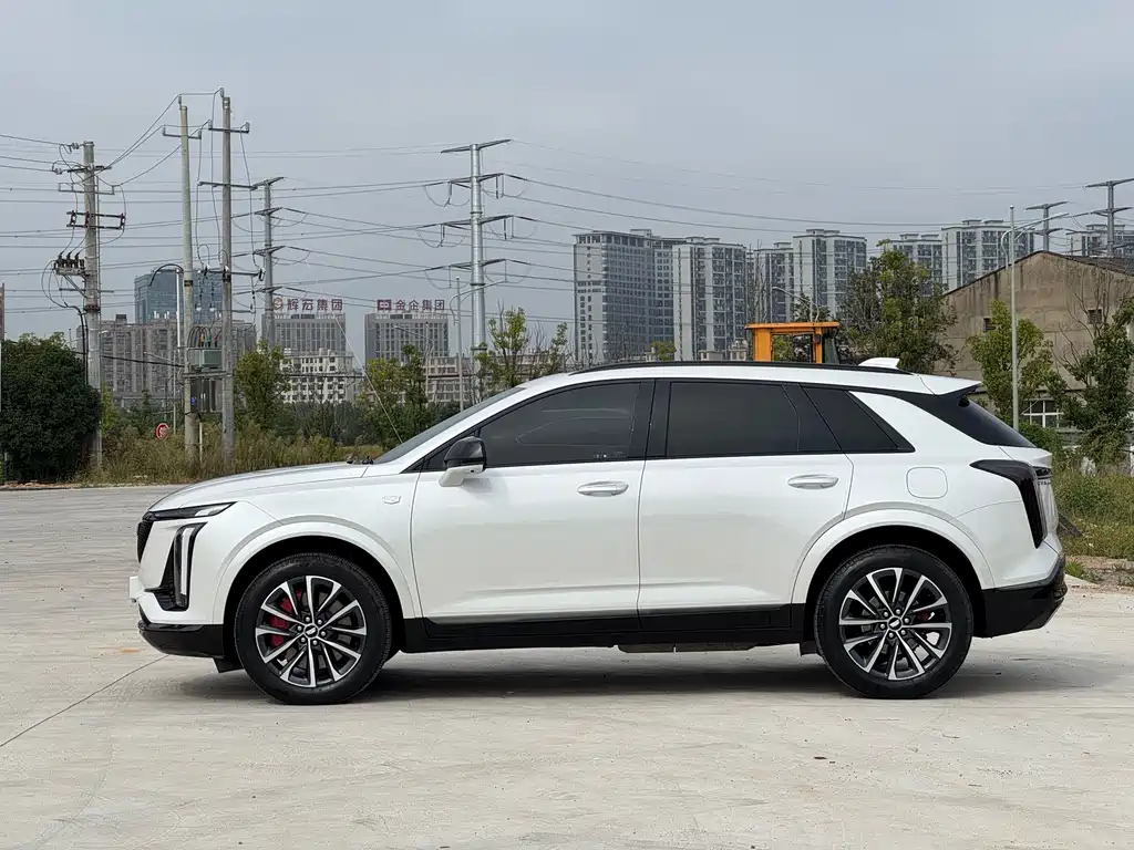 Cadillac XT5 — миниатюра 8