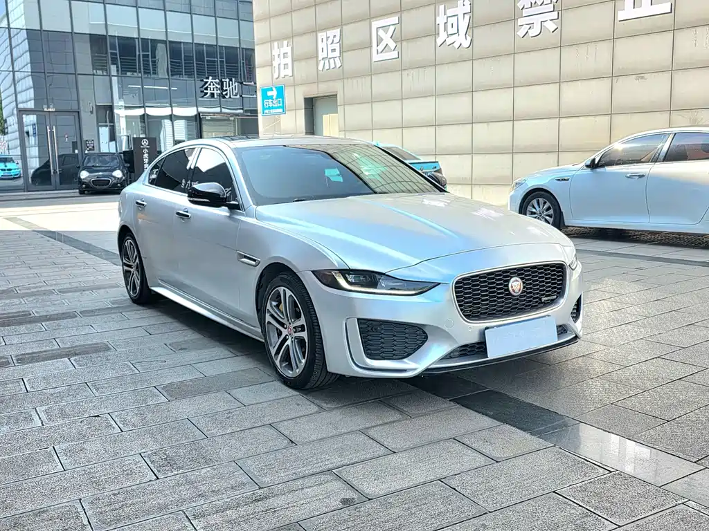 Jaguar XEL 2.0T 250PS R-DYNAMIC S Progressive Sport Edition, фото 3