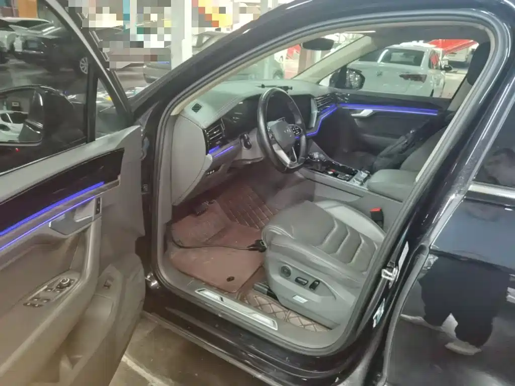 Volkswagen Touareg — миниатюра 16