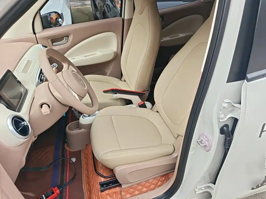 Wuling MINIEV — миниатюра 15