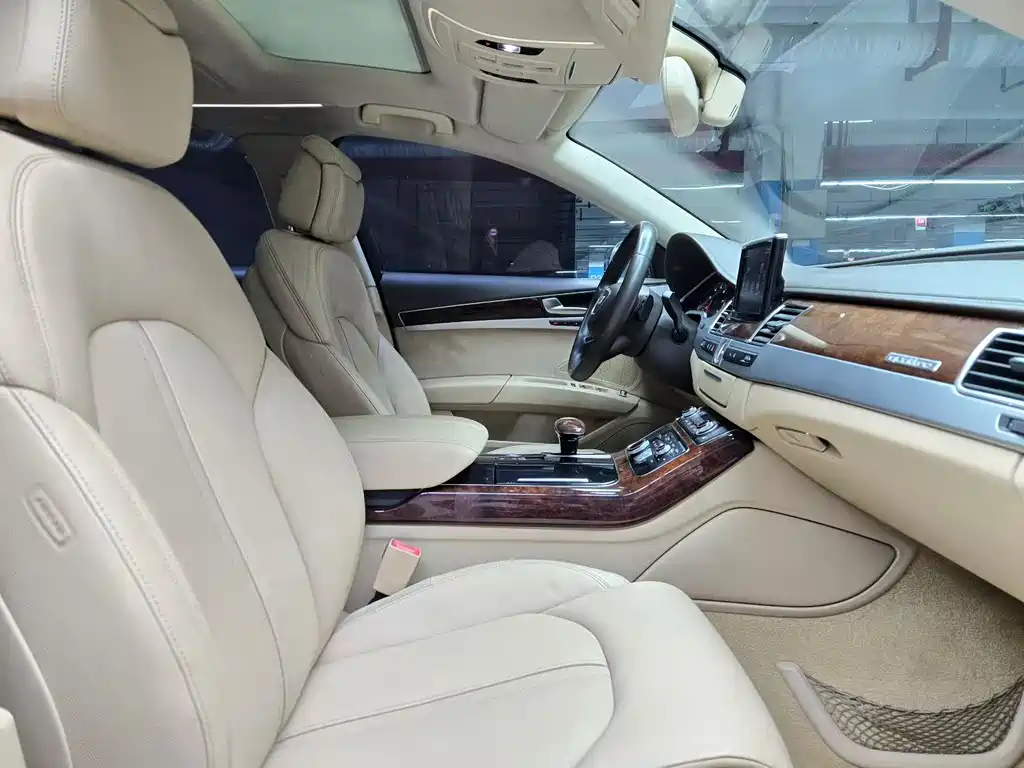 Audi A8 2011 A8L 3.0 TFSI quattro Luxury (245kW