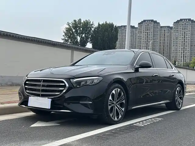 Mercedes-Benz E-Class PHEV
