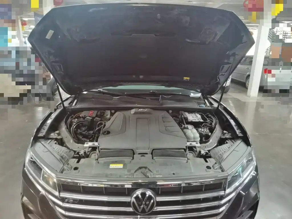 Volkswagen Touareg — миниатюра 20