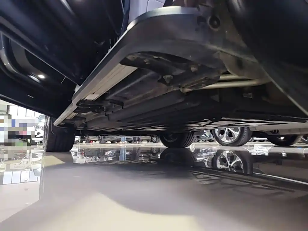 BYD Tang New Energy — миниатюра 22