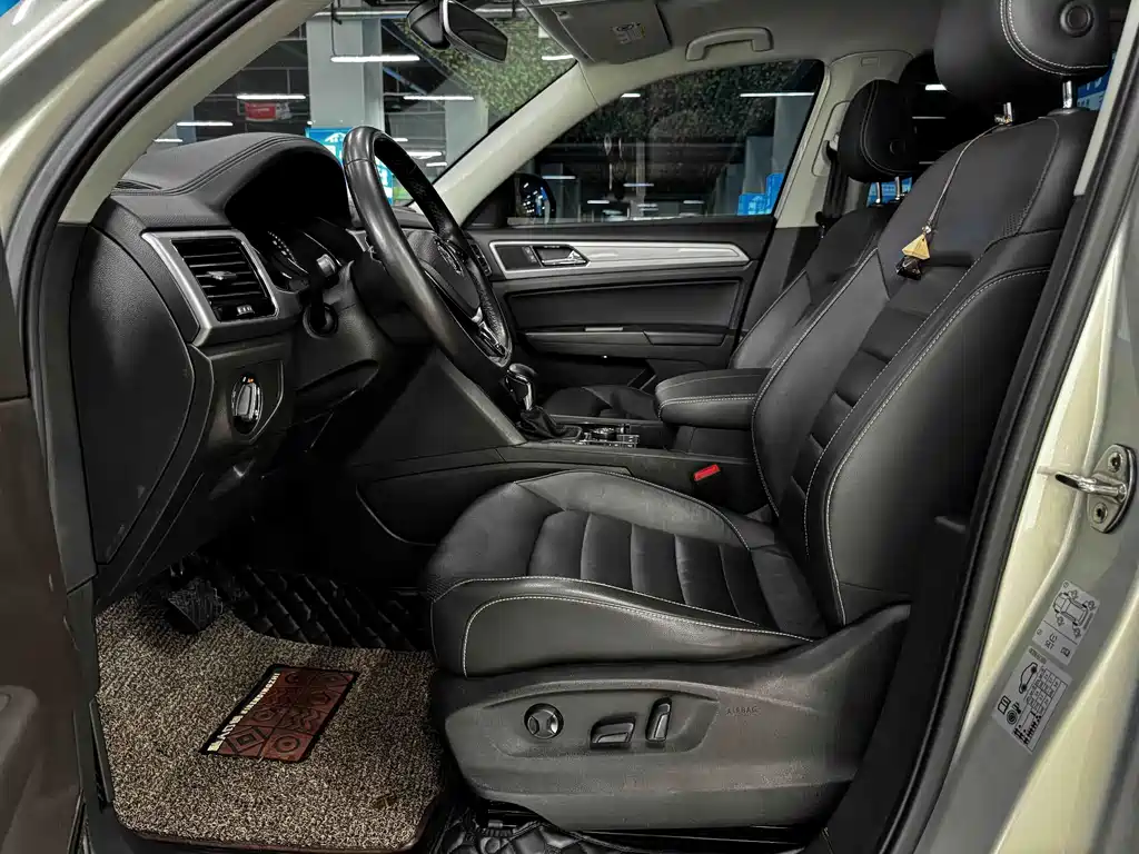 Volkswagen Teramont — миниатюра 6