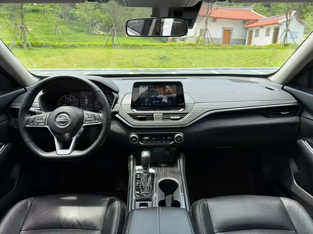 Nissan Teana — миниатюра 6