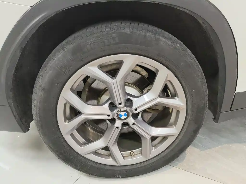 BMW X3 — миниатюра 18