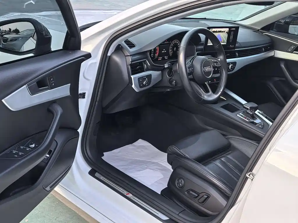 Audi A4L 2020 40 TFSI Fashion