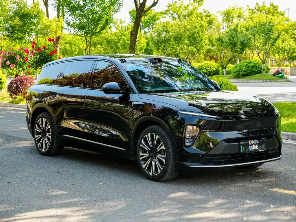 NIO ES8 2024 75kWh Executive