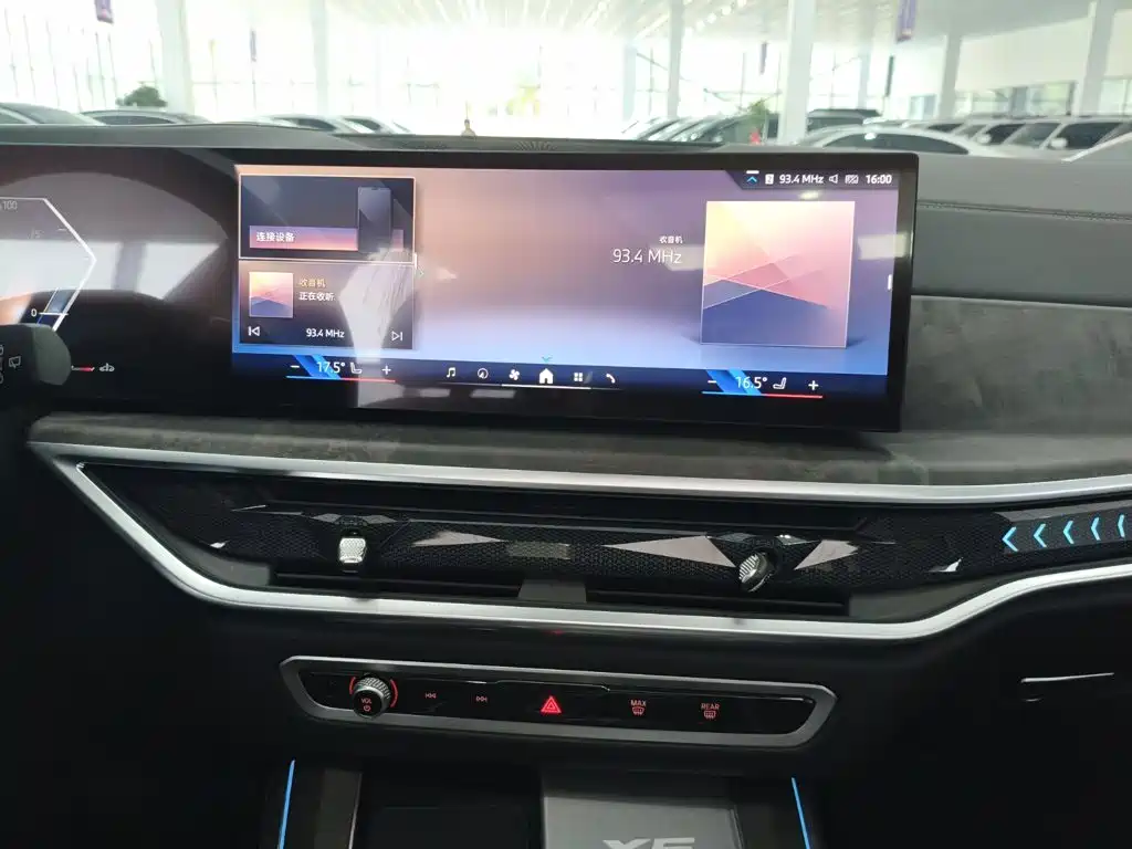 BMW X5 — миниатюра 11