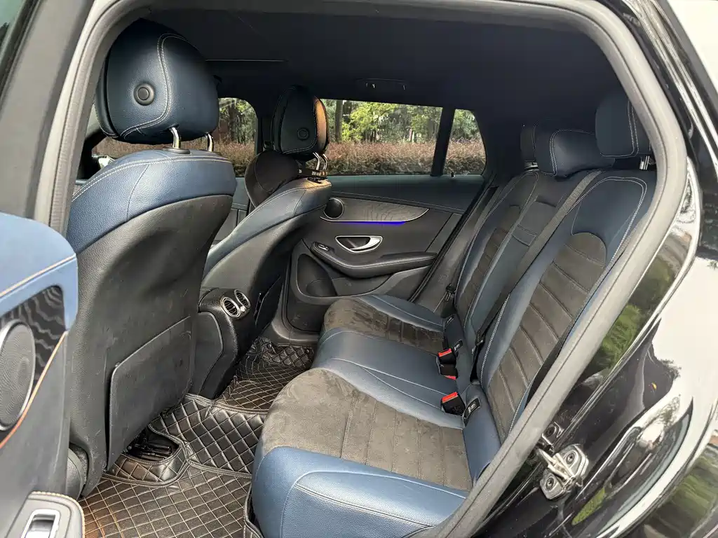 Mercedes-Benz EQC — миниатюра 5