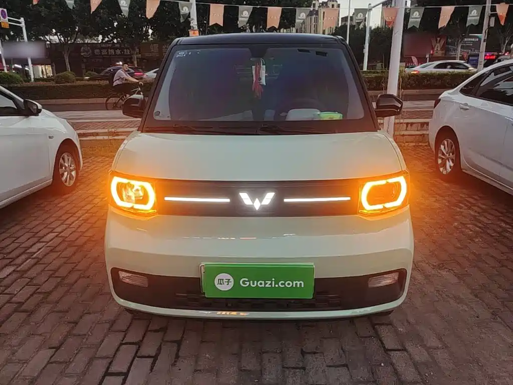 Wuling MINIEV — миниатюра 3