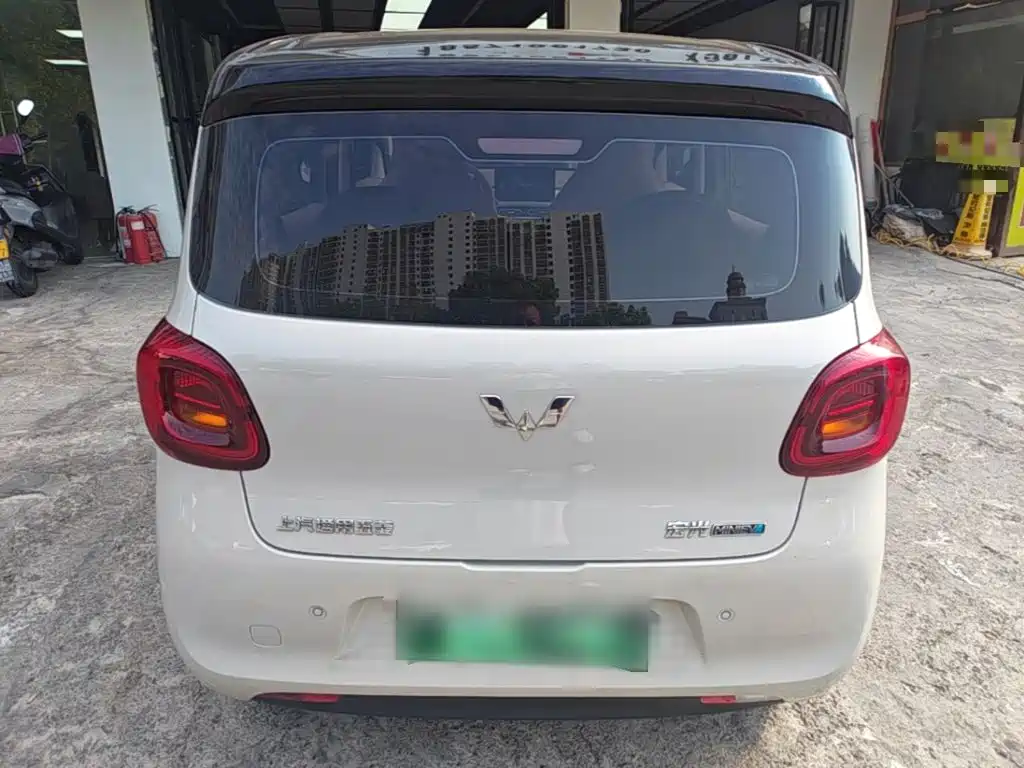 Wuling MINIEV — миниатюра 6