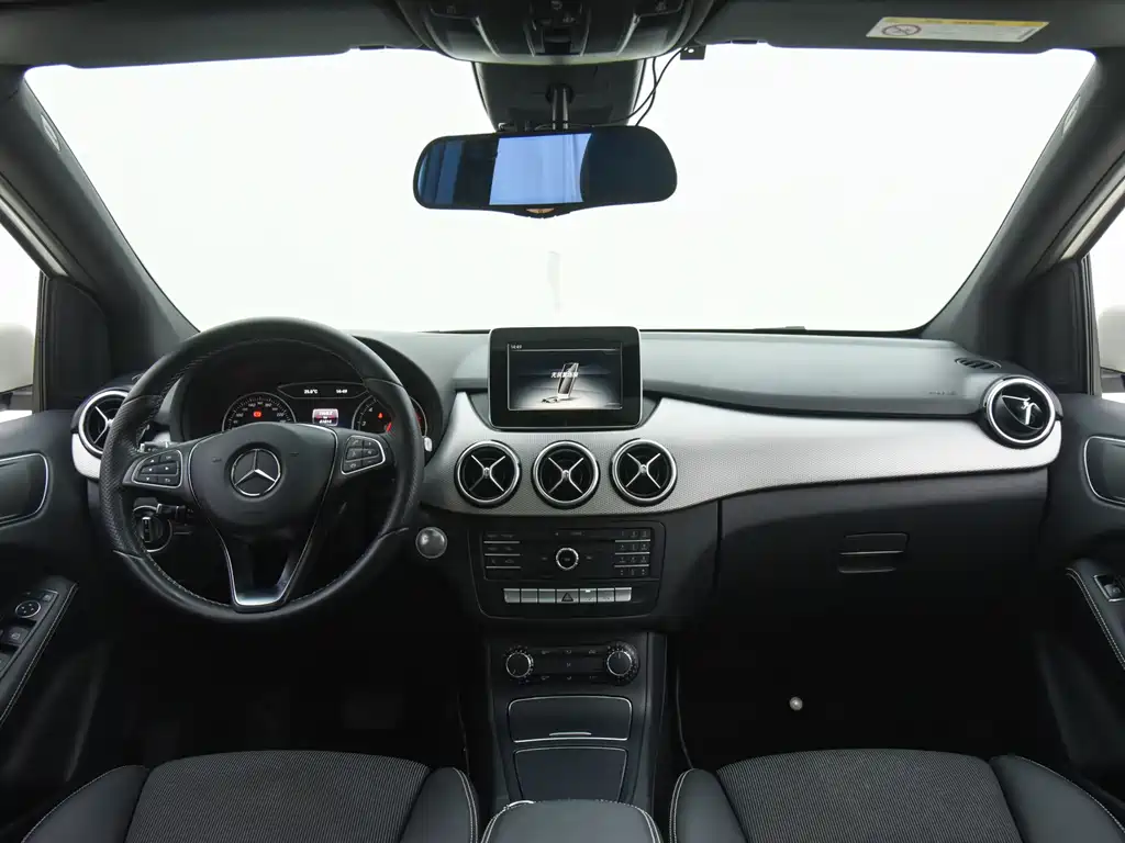 Mercedes-Benz B-Class — миниатюра 14