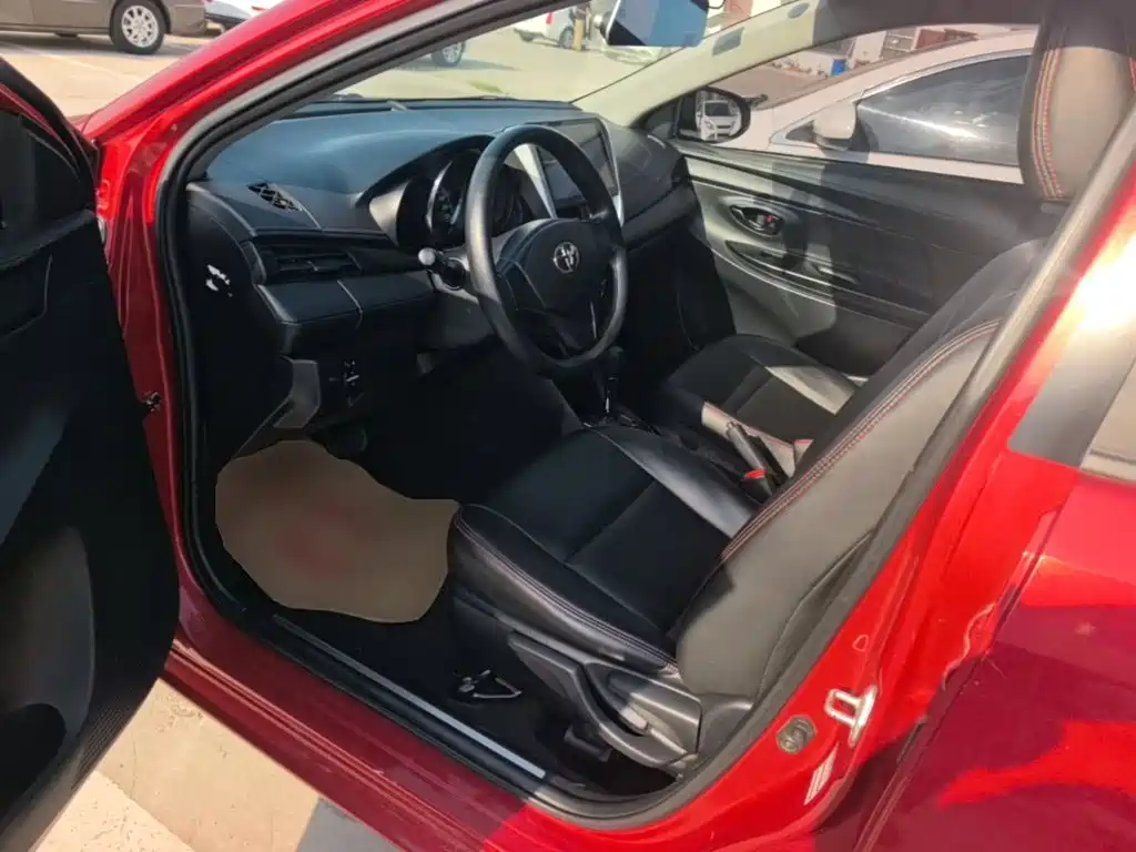 Toyota Yaris L — миниатюра 16