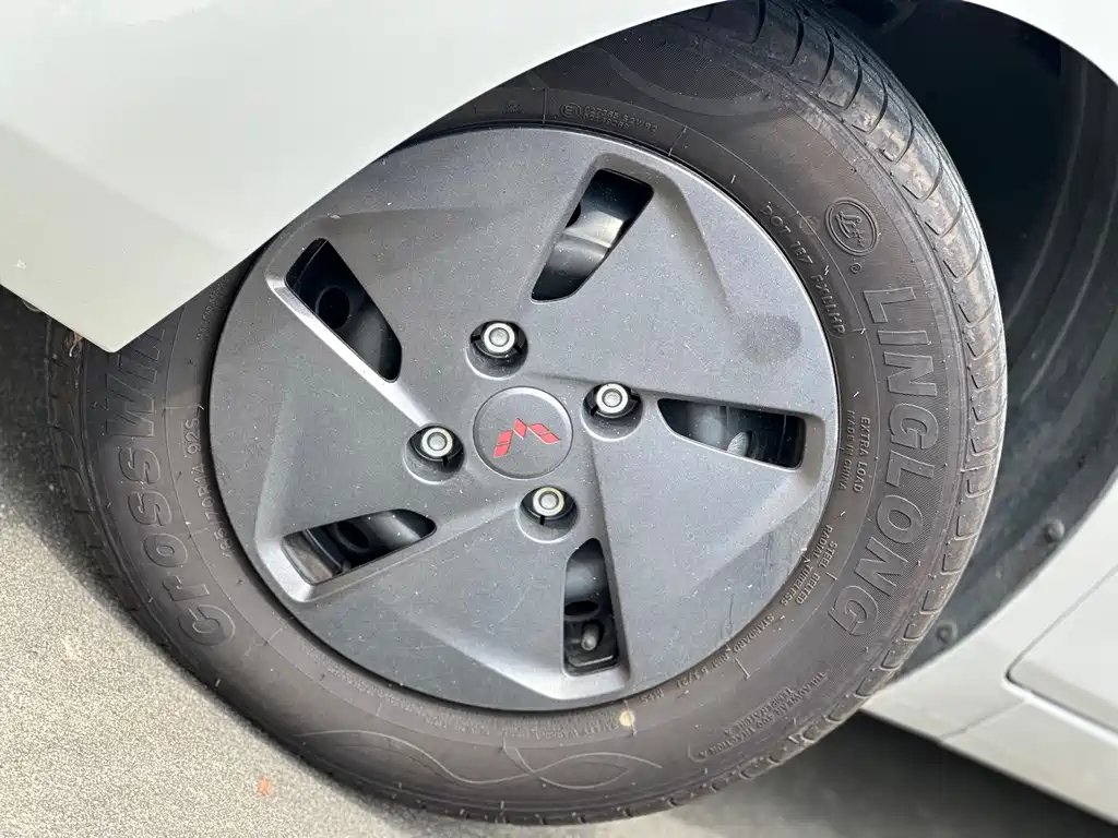 Wuling Rongguang EV — миниатюра 17
