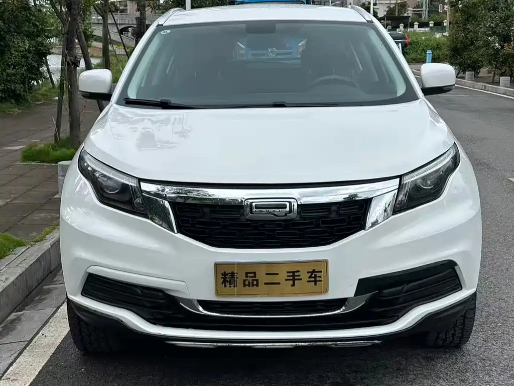 Qoros Qoros 5
