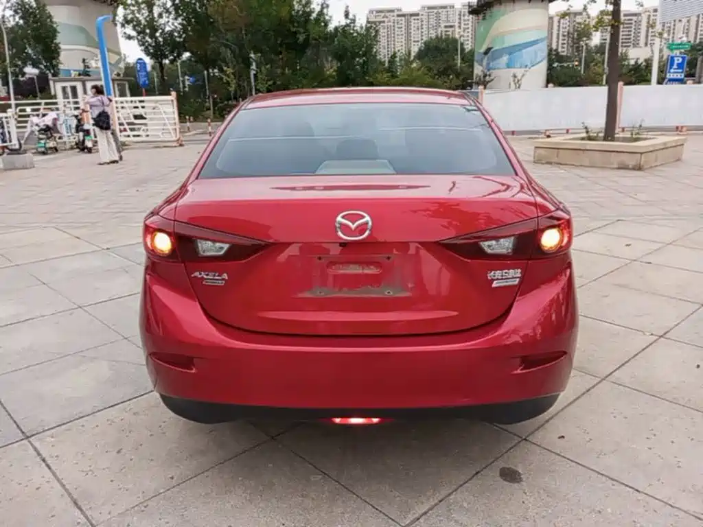 Mazda 3 Axela — миниатюра 6