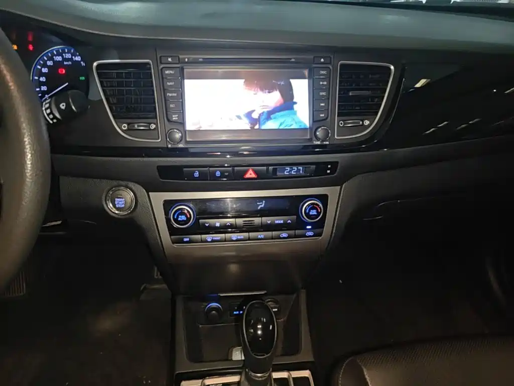 Hyundai Mistra — миниатюра 13
