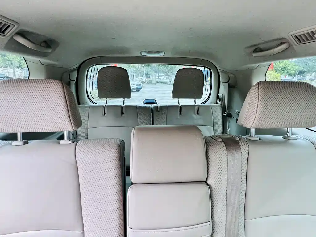 Toyota Prado — миниатюра 13