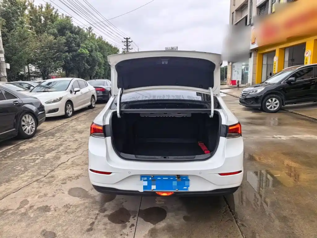 Buick Excelle — миниатюра 19