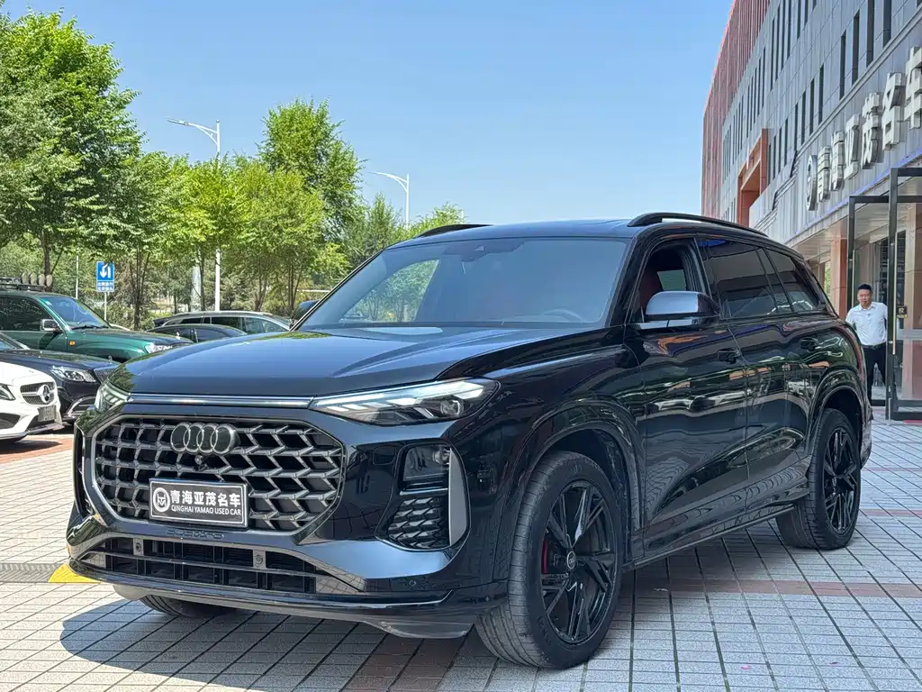 Audi Q6