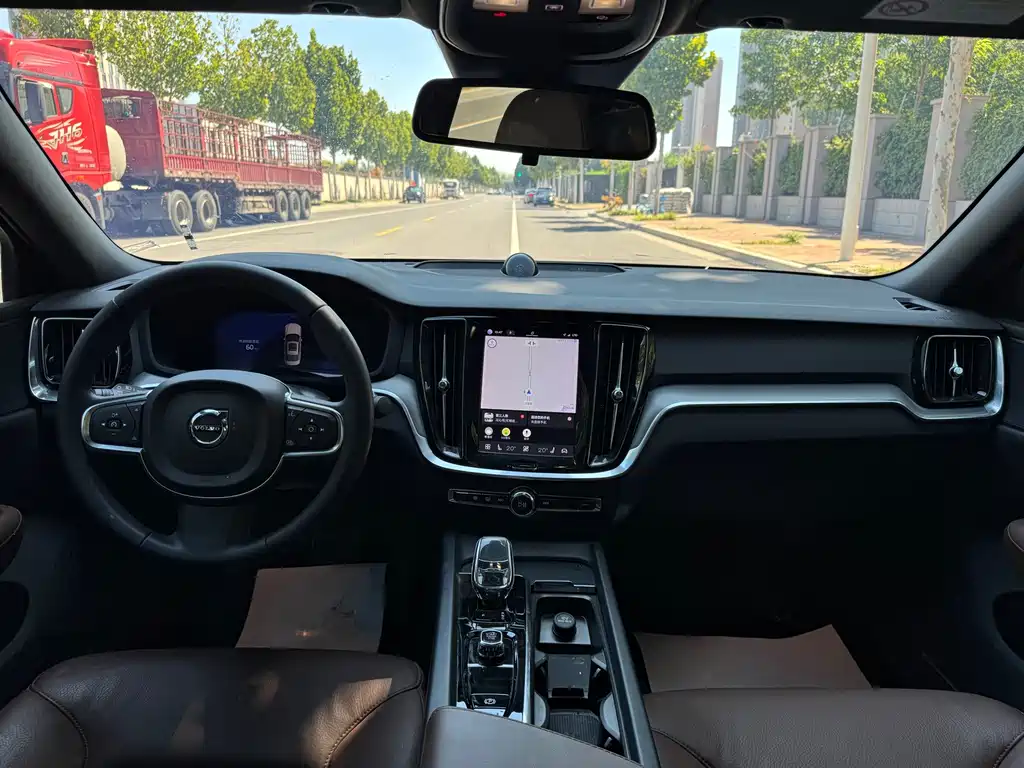 Volvo S60 — миниатюра 11