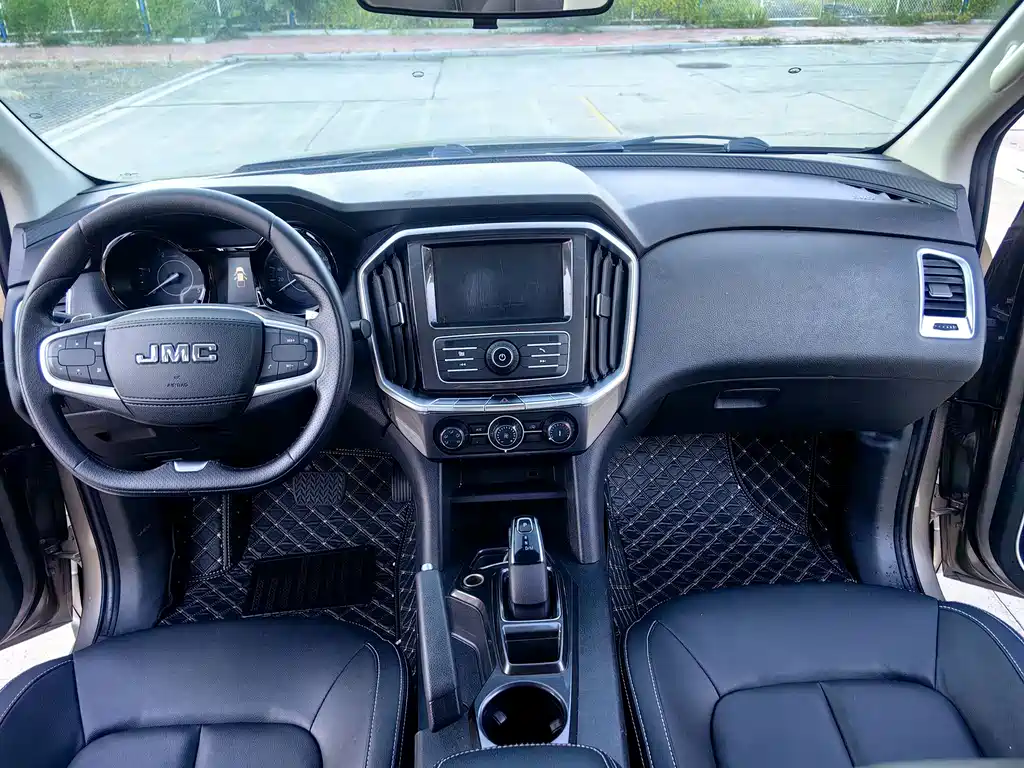JMC Yuhu 7 — миниатюра 12