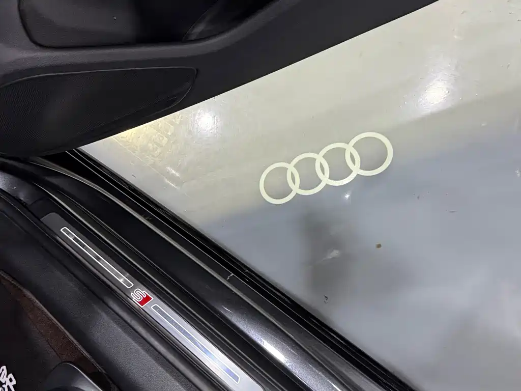 Audi A4L — миниатюра 13