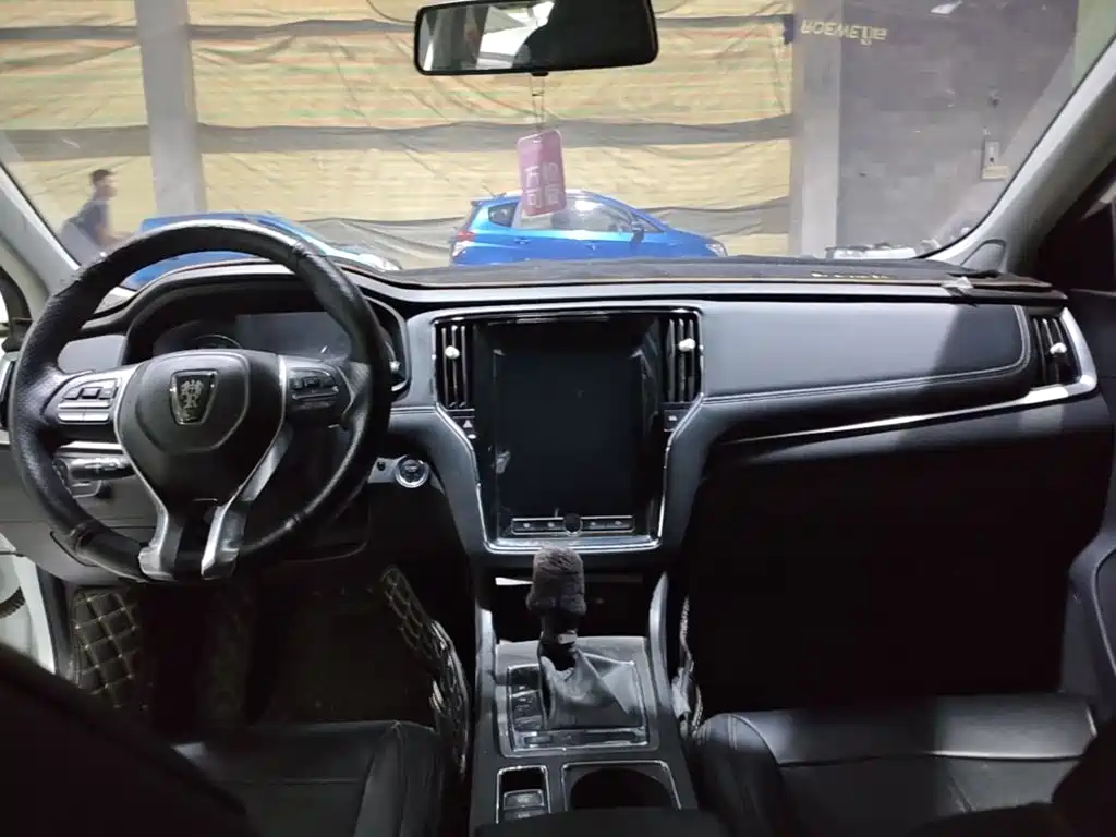 Roewe i6 Classic — миниатюра 11