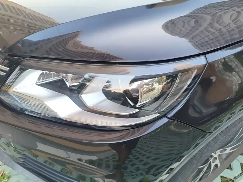 Volkswagen Tiguan — миниатюра 24