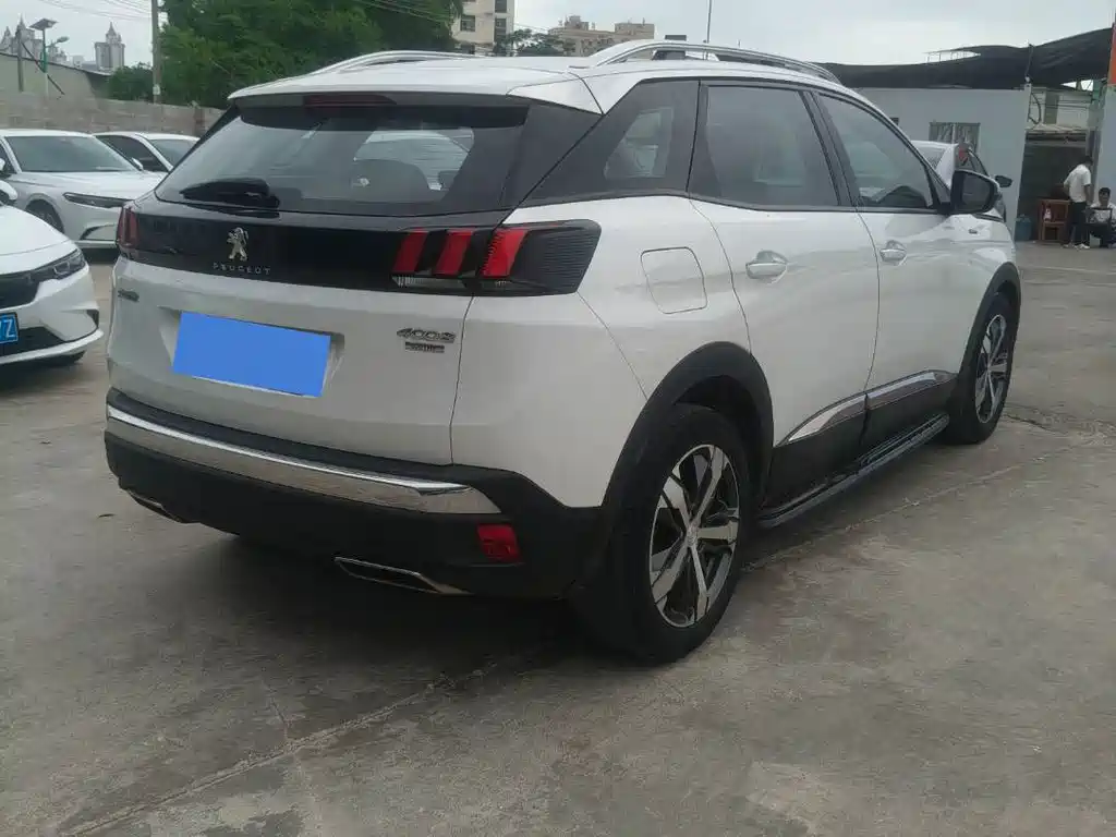 Peugeot 4008 — миниатюра 6