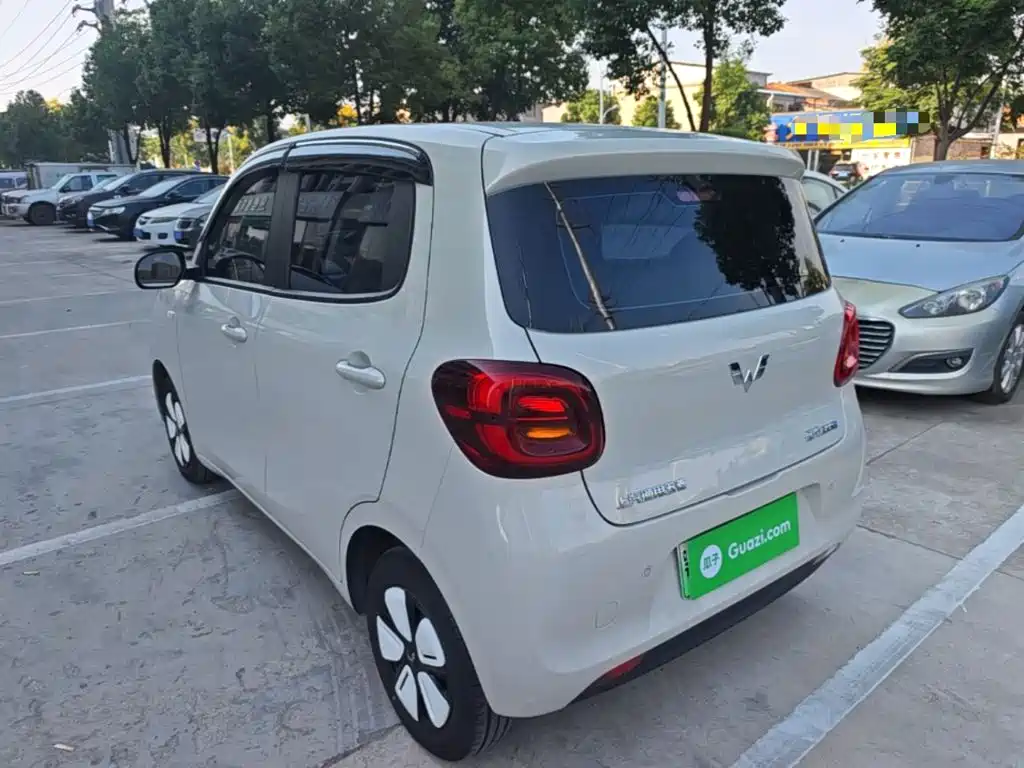 Wuling MINIEV — миниатюра 5