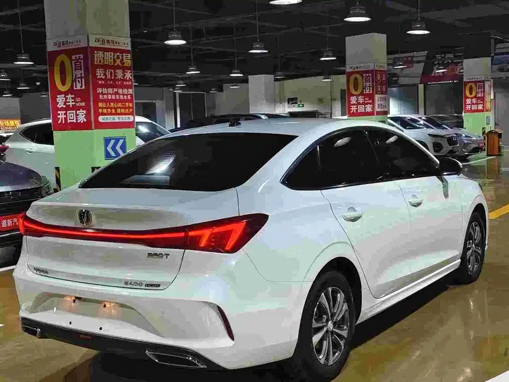 Changan Eado — миниатюра 9