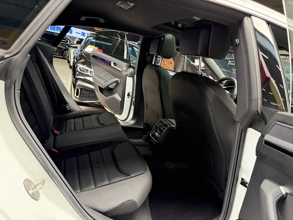 Volkswagen CC — миниатюра 18