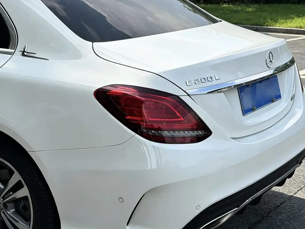 Mercedes-Benz C-Class — миниатюра 9