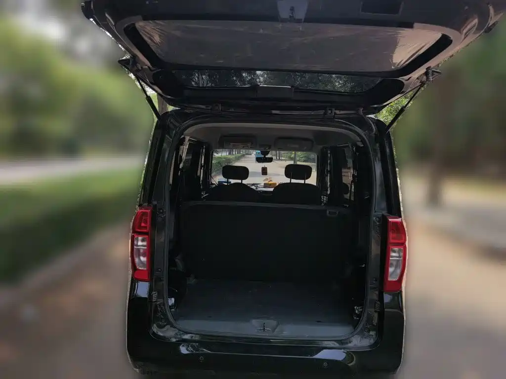Wuling Zhiguang EV — миниатюра 10