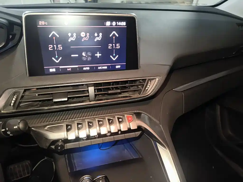 Peugeot 5008 — миниатюра 13