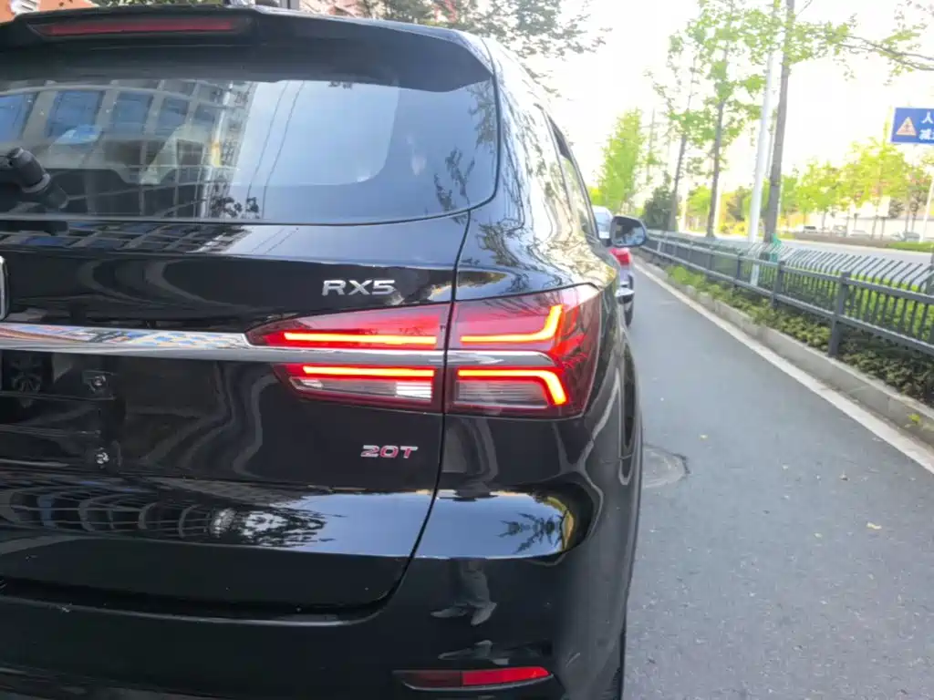 Roewe RX5 — миниатюра 8