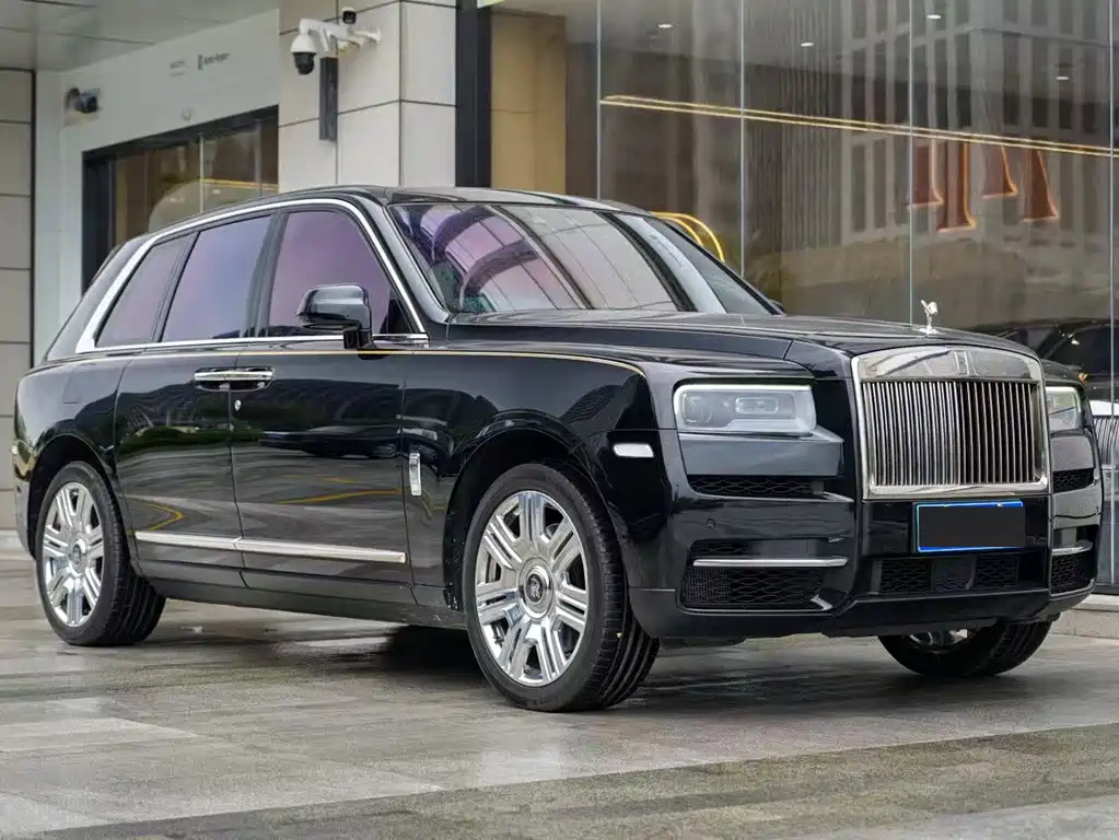 Rolls-Royce Cullinan 2018 мест