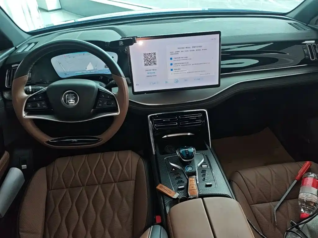 BYD Tang New Energy — миниатюра 10