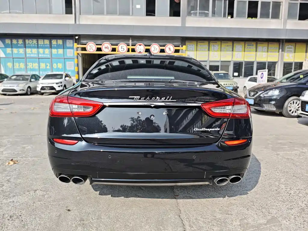 Maserati Quattroporte — миниатюра 5