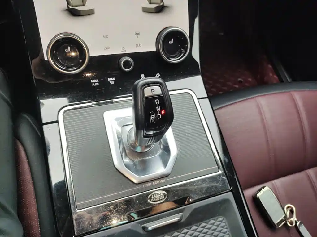 Land Rover Evoque — миниатюра 14