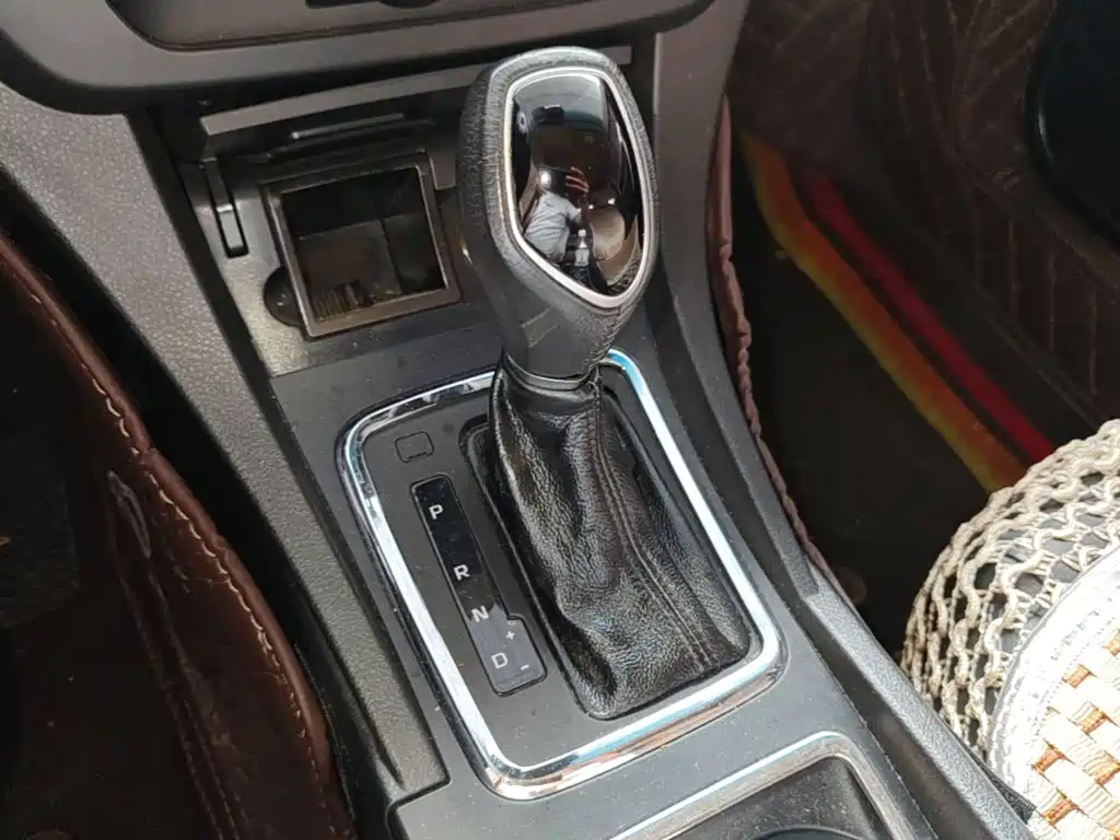 Geely Emgrand — миниатюра 14