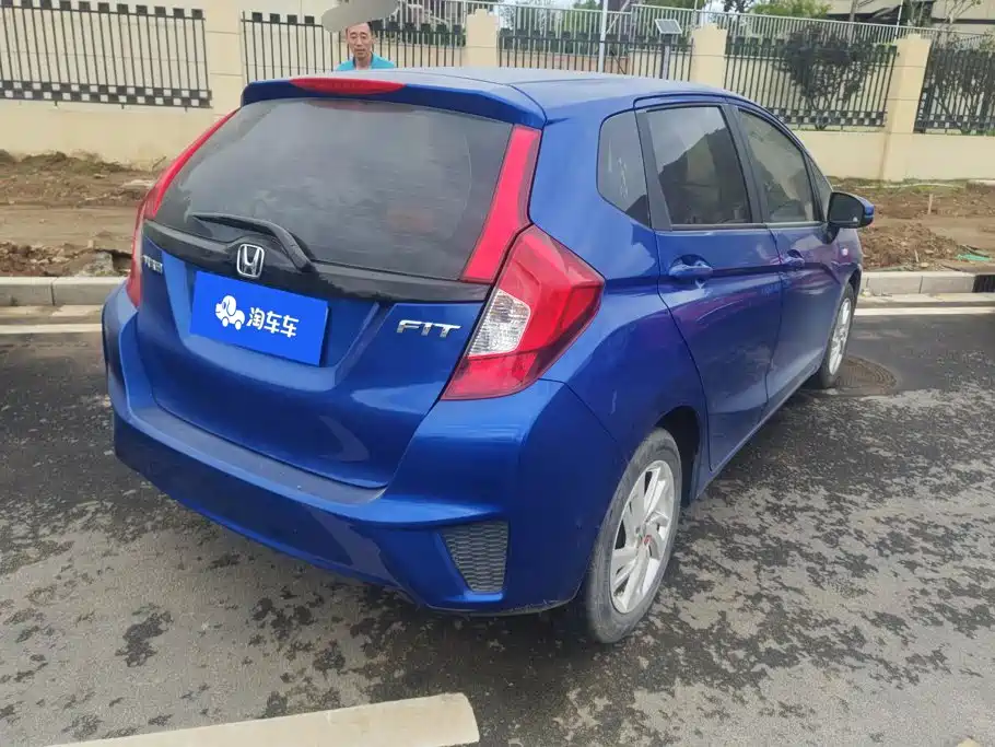 Honda Fit — миниатюра 3