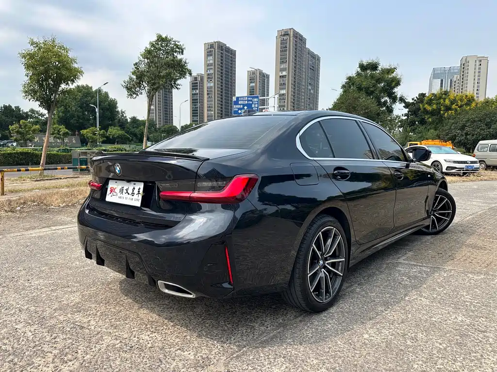 BMW 3 Series — миниатюра 4