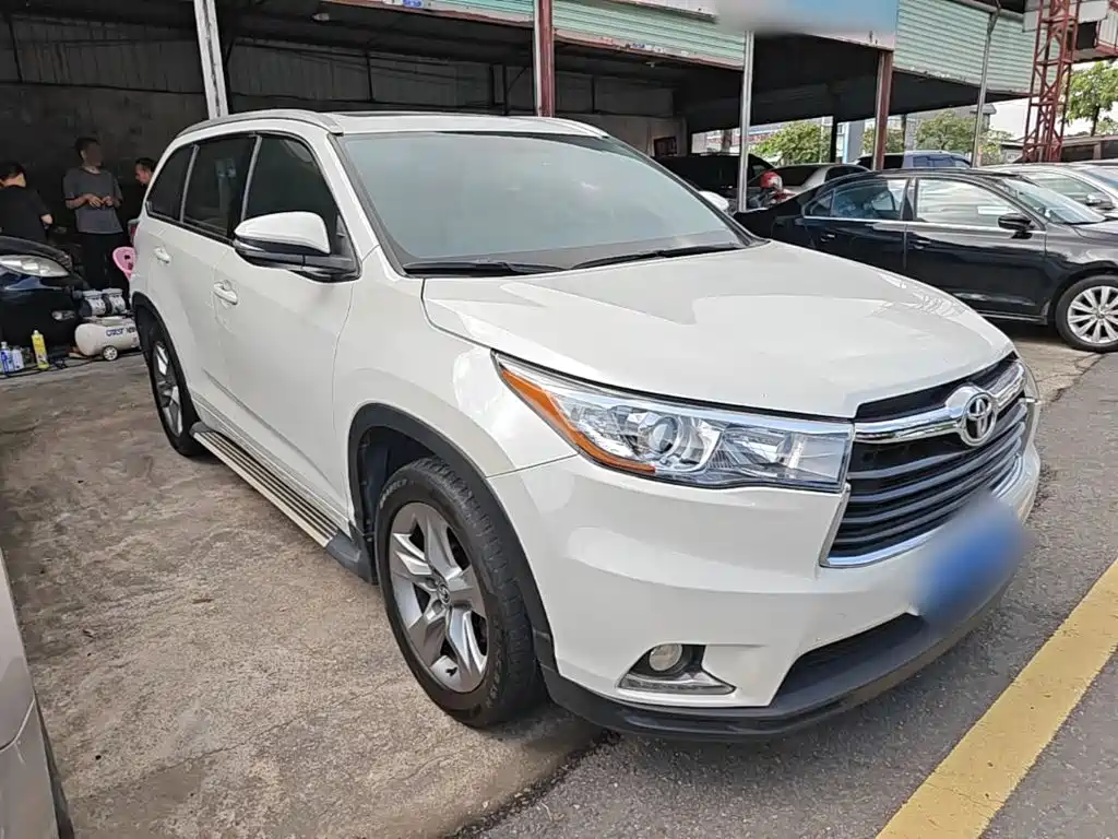 Toyota Highlander — миниатюра 4