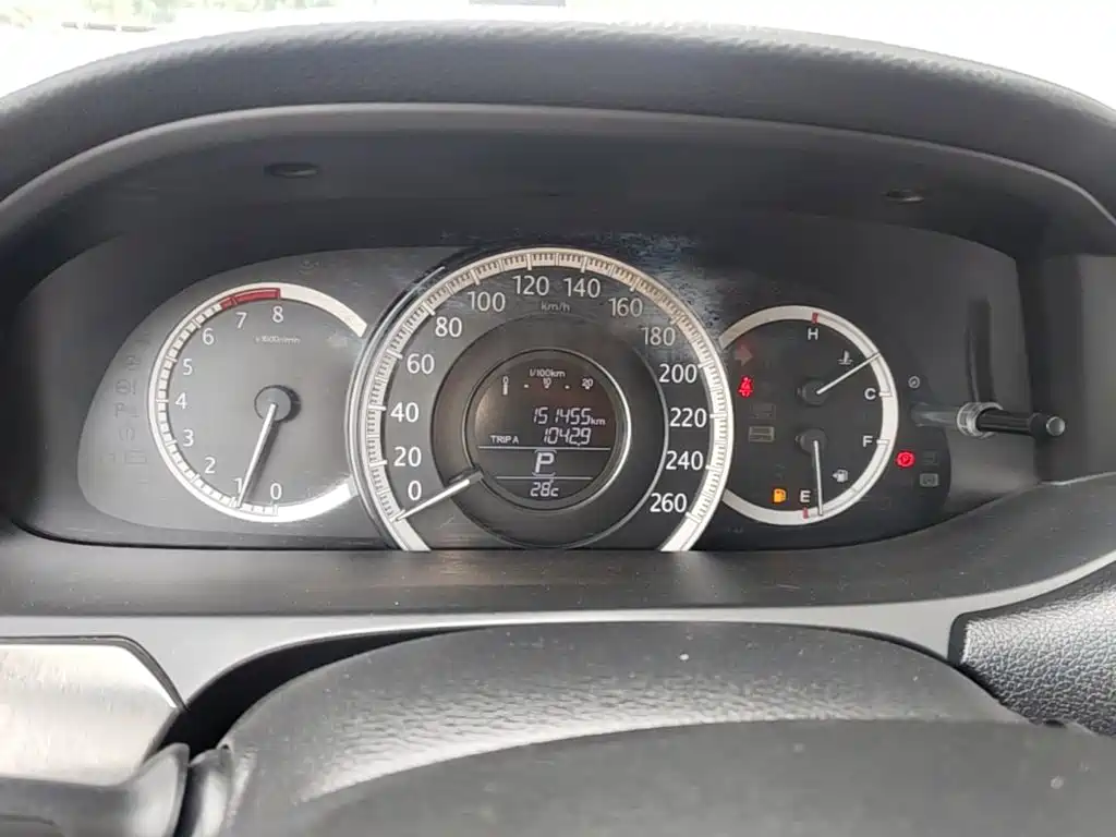 Honda Accord — миниатюра 12