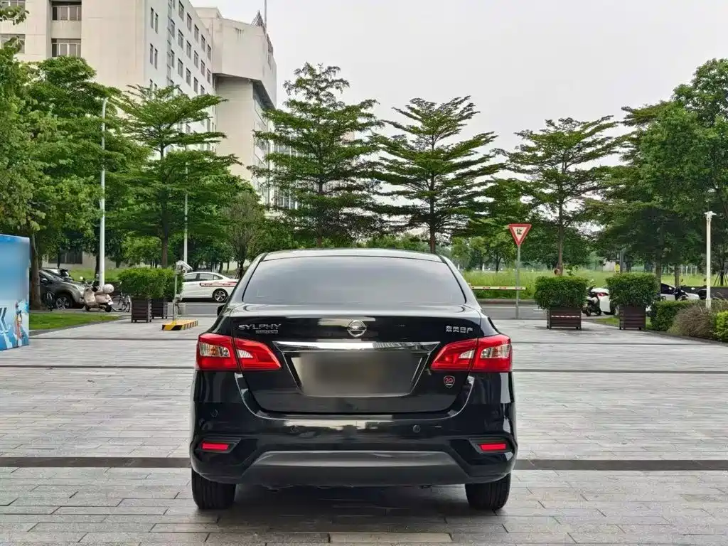 Nissan Sylphy — миниатюра 6