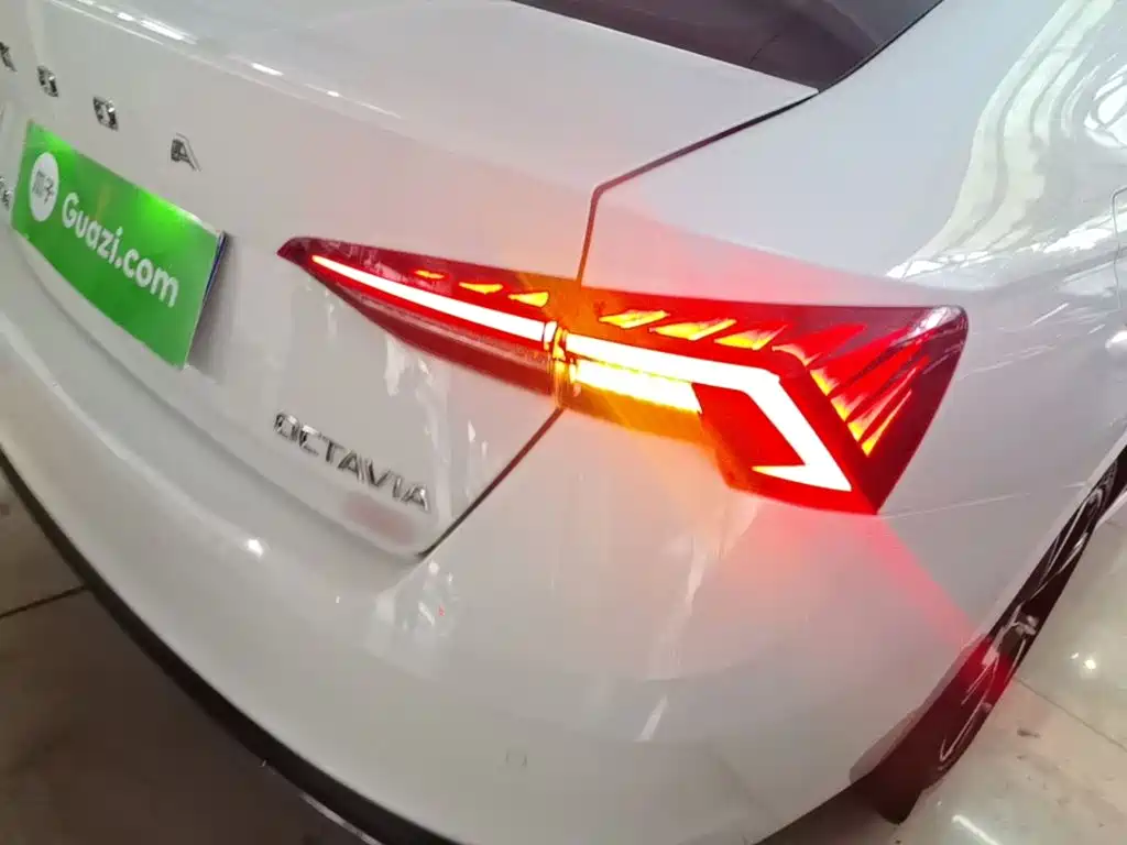 Skoda Octavia — миниатюра 8